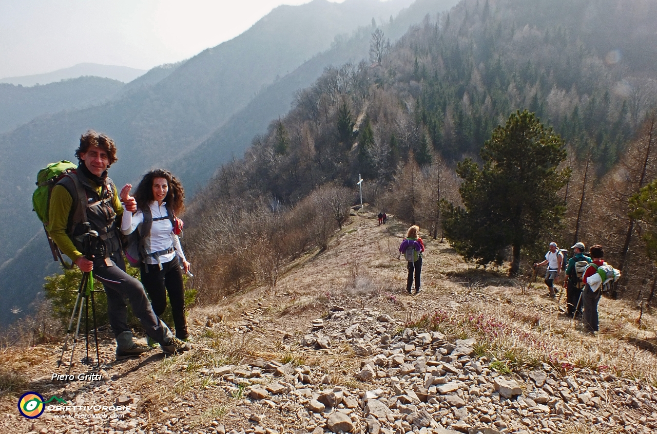 83 alla croce di Pezzuolo (937 m)....JPG